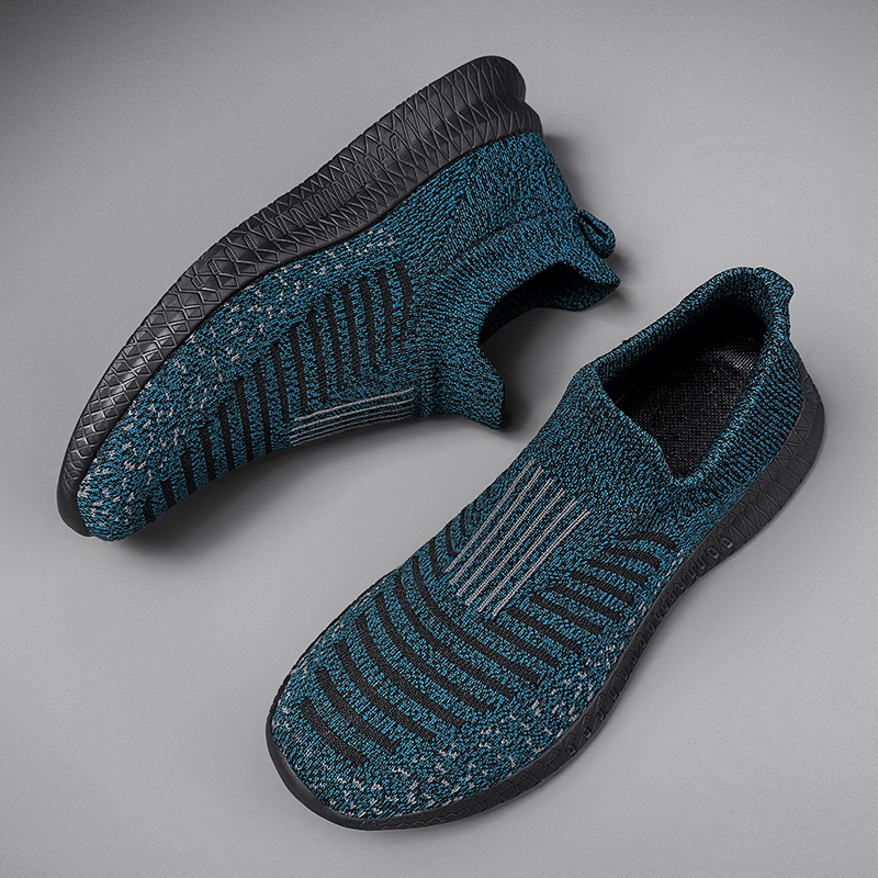 Summer sneakers, moccasin style.