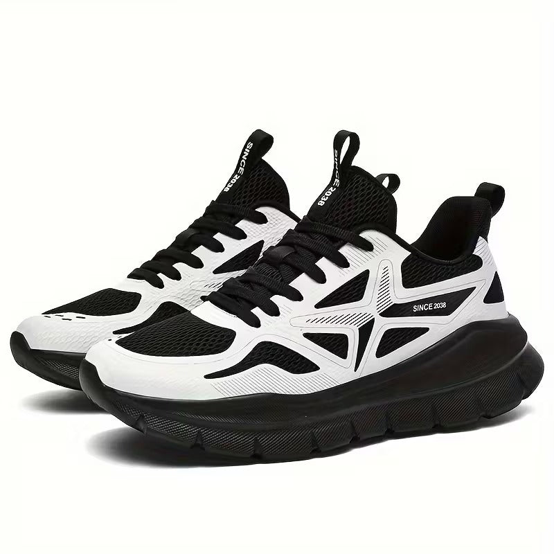 Sport Trainers – Black and White