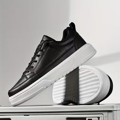 Movare Men’s Casual Trainers – Black and White