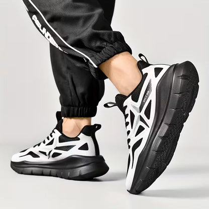 Sport Trainers – Black and White